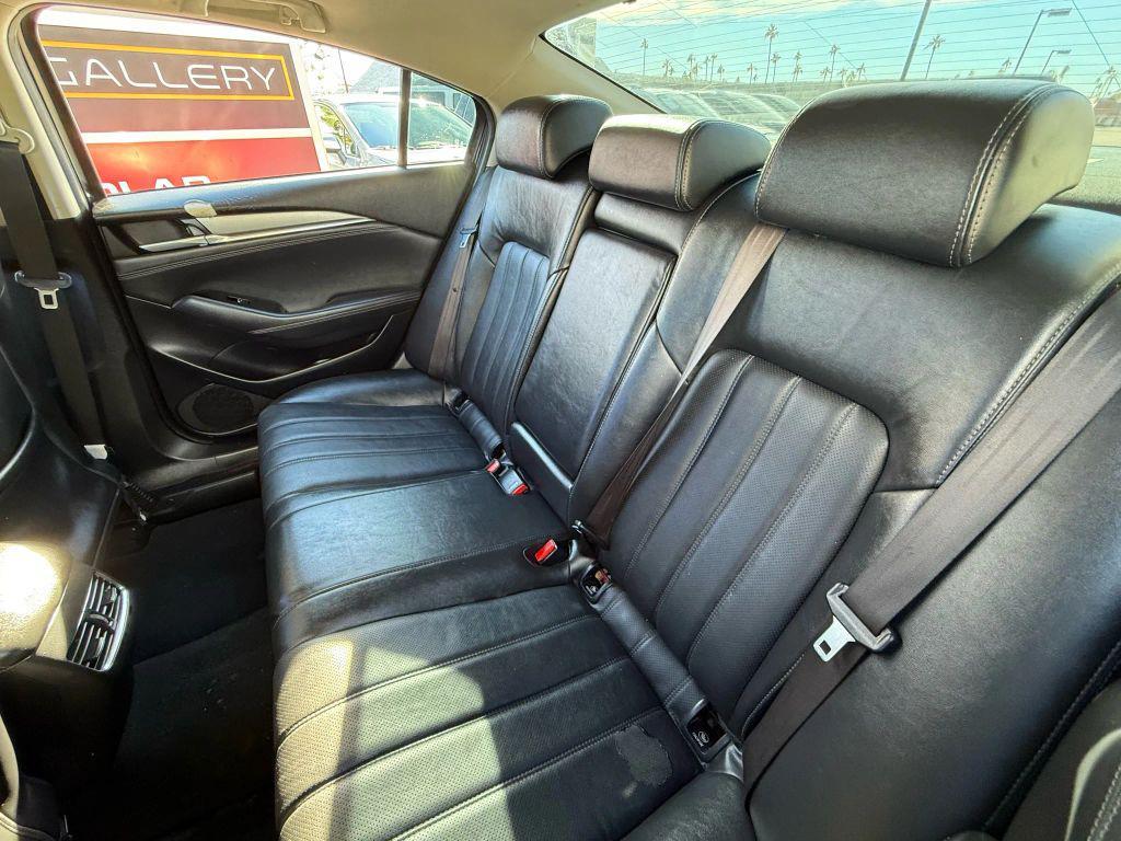 used 2018 Mazda Mazda6 car, priced at $10,995