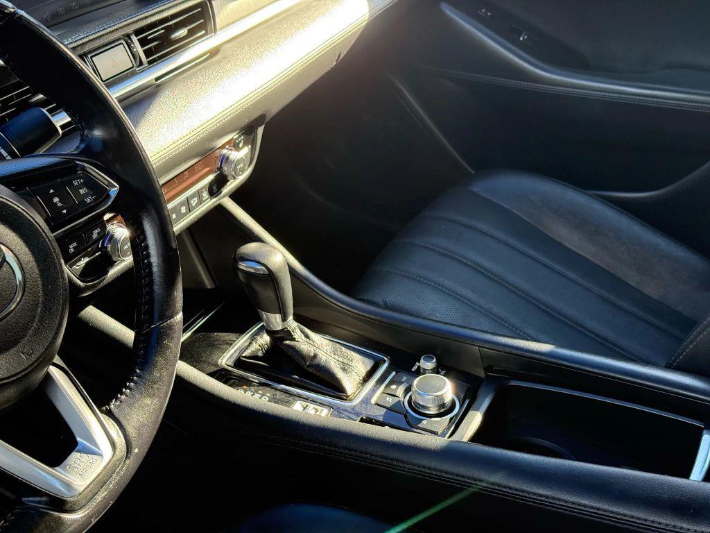 used 2018 Mazda Mazda6 car, priced at $10,995