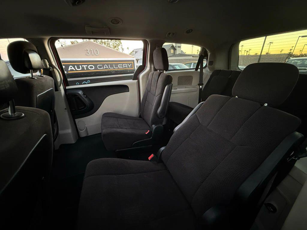 used 2014 Dodge Grand Caravan car, priced at $5,895