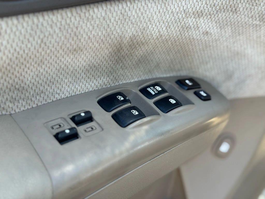 used 2007 Kia Sedona car, priced at $9,995