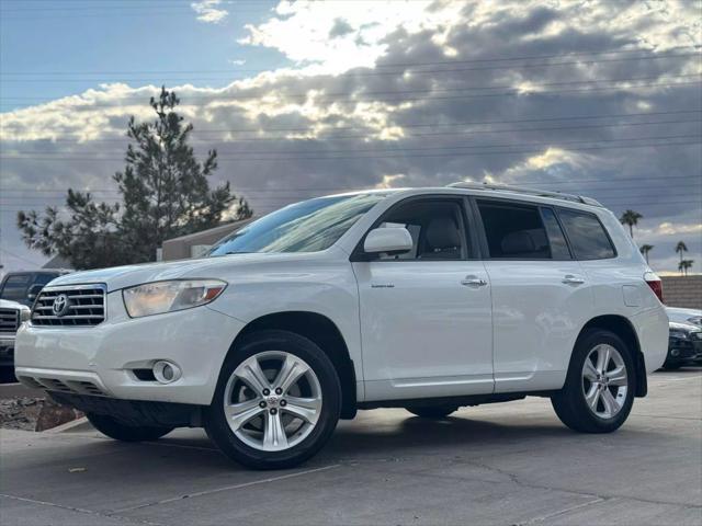 used 2010 Toyota Highlander car, priced at $10,495