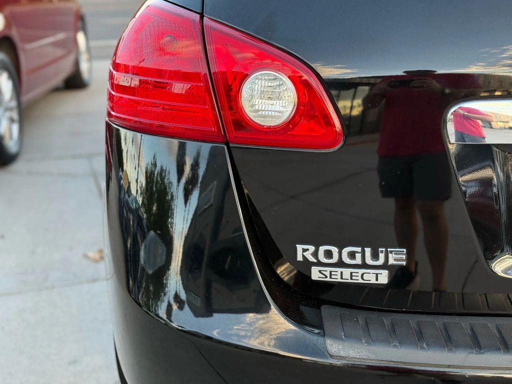 used 2014 Nissan Rogue Select car, priced at $6,995