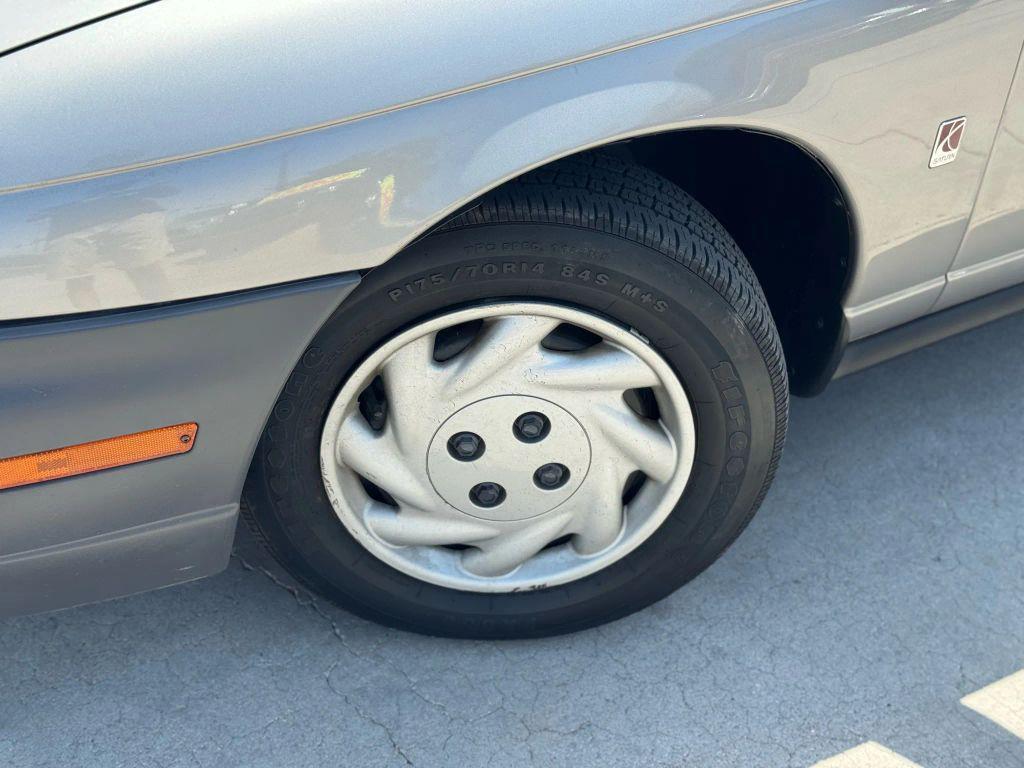 used 1998 Saturn SL car, priced at $4,495