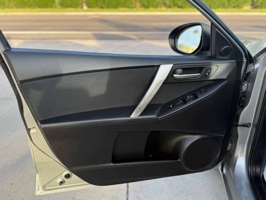 used 2011 Mazda Mazda3 car, priced at $6,295