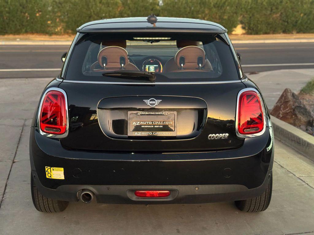 used 2021 MINI Hardtop car, priced at $19,995