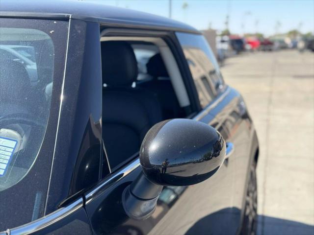 used 2018 MINI Hardtop car, priced at $11,995