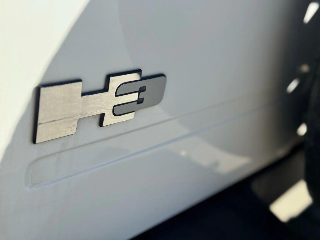 used 2007 Hummer H3 car, priced at $6,995