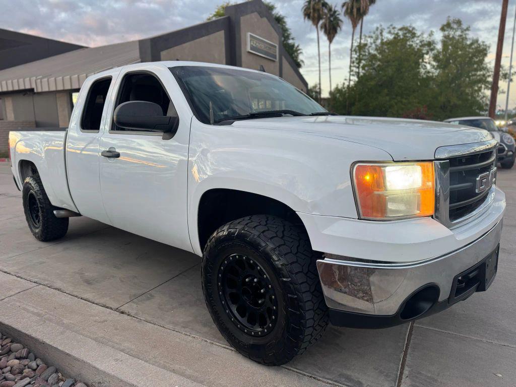 used 2008 GMC Sierra 1500 car, priced at $9,995