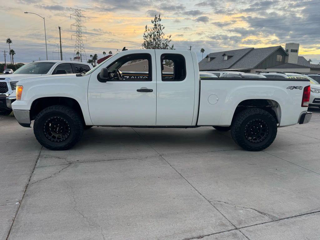 used 2008 GMC Sierra 1500 car, priced at $9,995