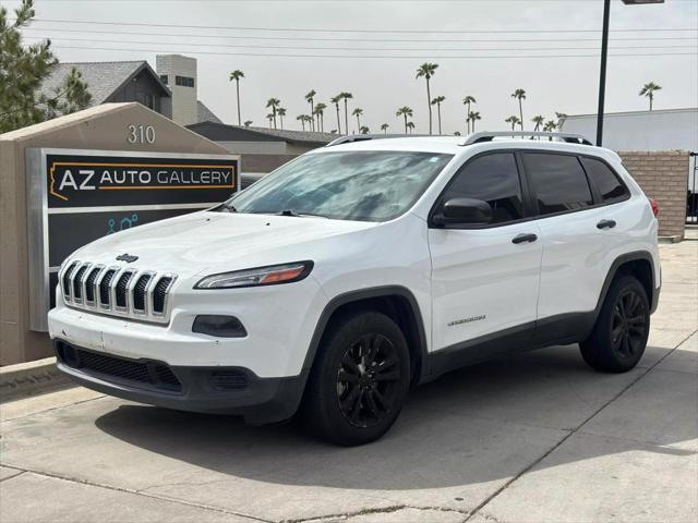 used 2015 Jeep Cherokee car, priced at $6,995