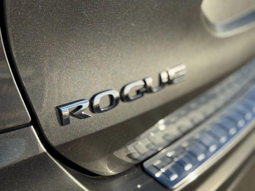 used 2017 Nissan Rogue car, priced at $9,895