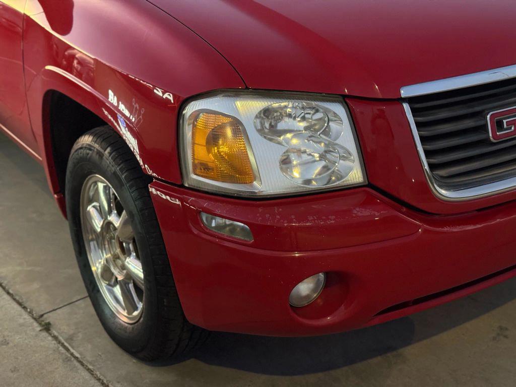 used 2002 GMC Envoy car, priced at $6,995