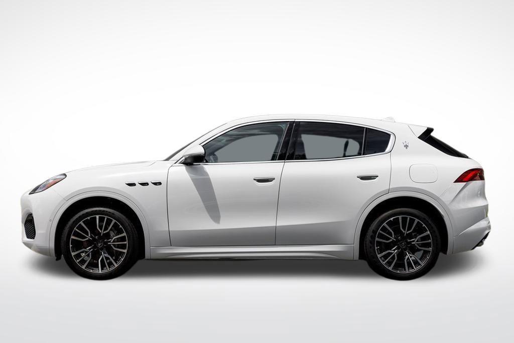 new 2025 Maserati Grecale car, priced at $74,895