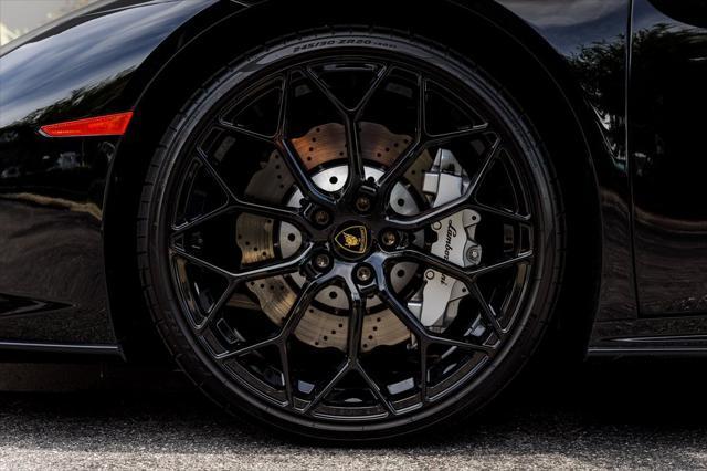 used 2021 Lamborghini Huracan EVO car, priced at $277,895