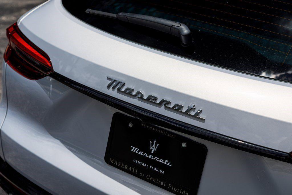 new 2025 Maserati Grecale car, priced at $86,175