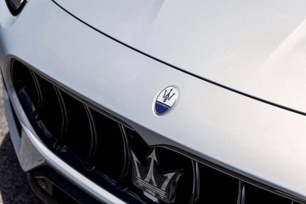 new 2025 Maserati Grecale car, priced at $86,175
