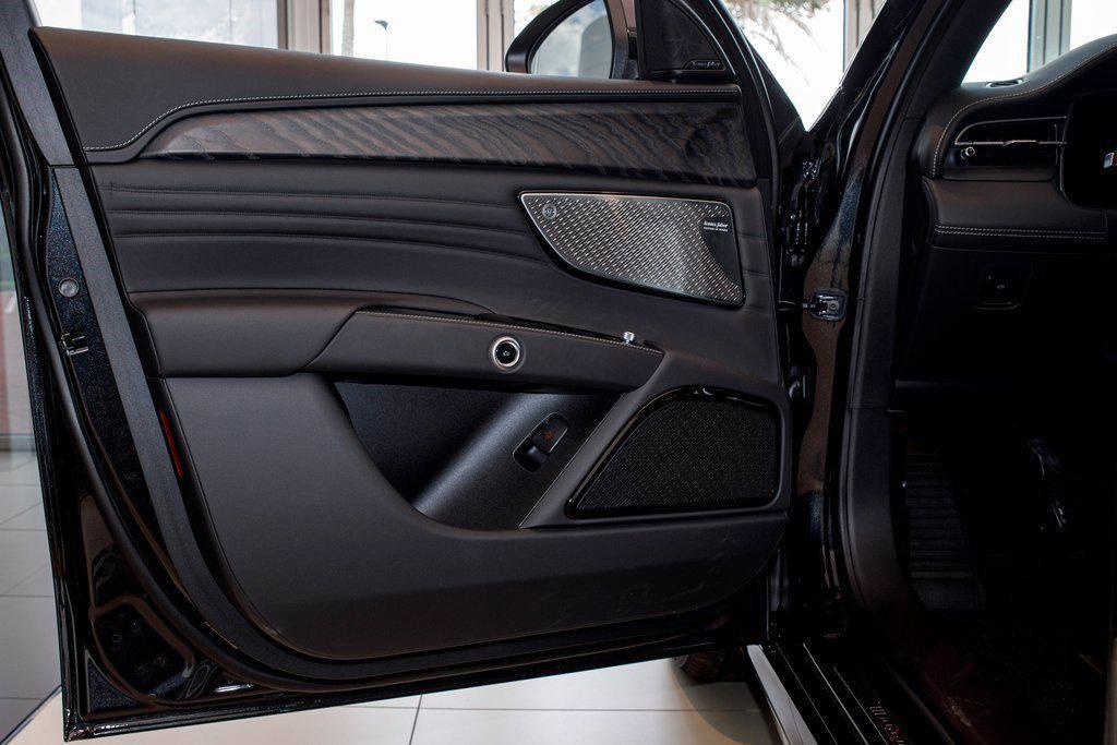new 2025 Maserati Grecale car, priced at $77,900