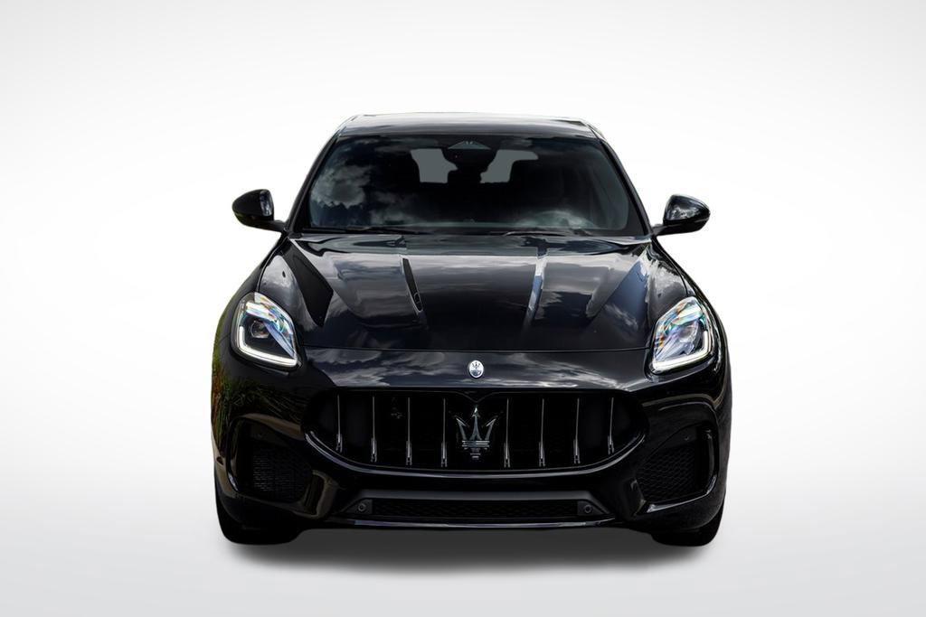 new 2025 Maserati Grecale car, priced at $77,900