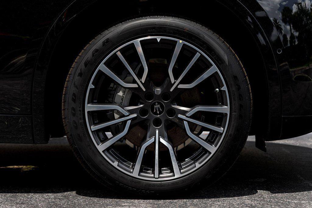 new 2025 Maserati Grecale car, priced at $77,900