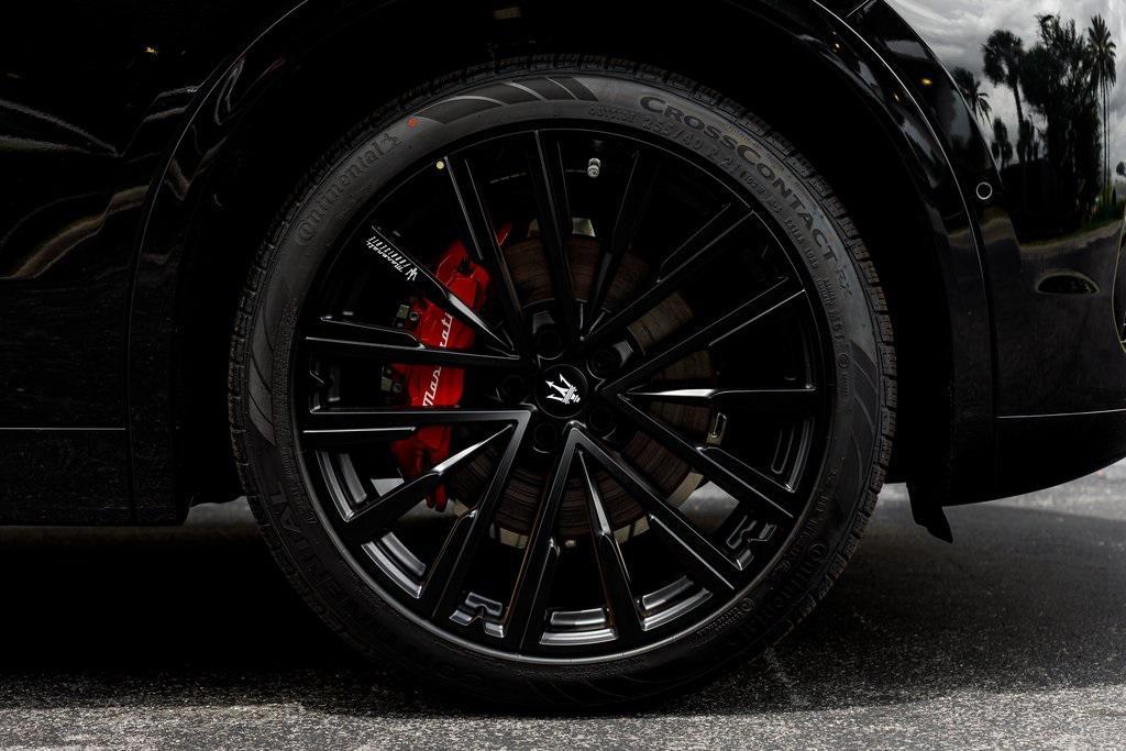 new 2025 Maserati Grecale car, priced at $100,225