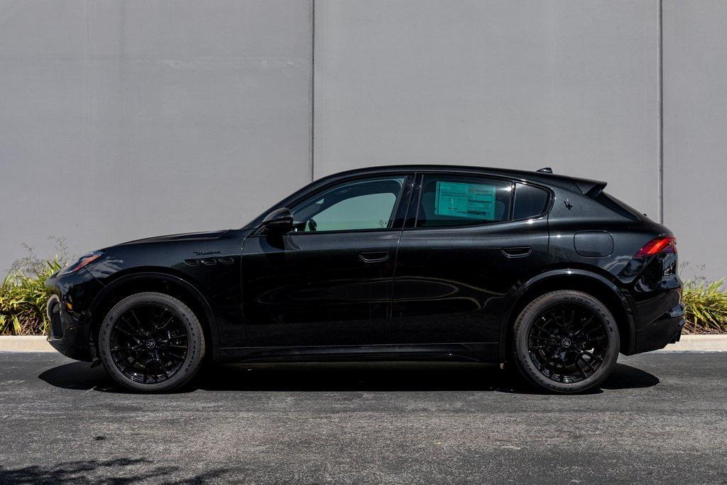 new 2025 Maserati Grecale car, priced at $78,425