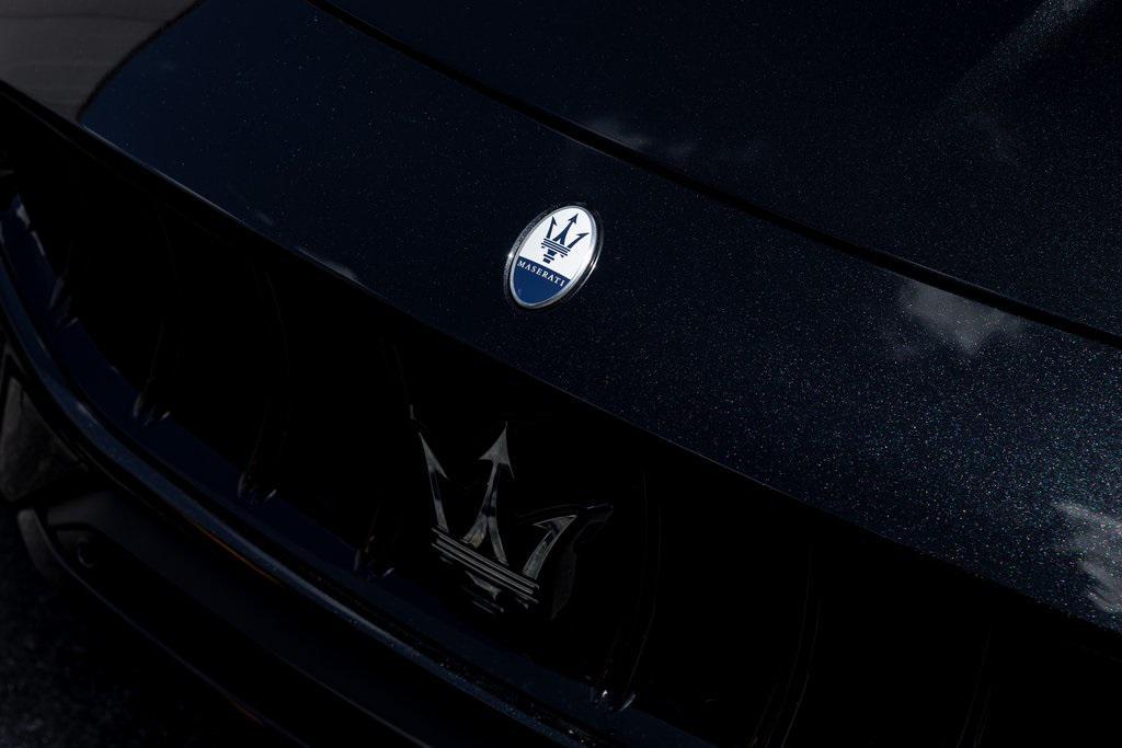 new 2025 Maserati Grecale car, priced at $78,425