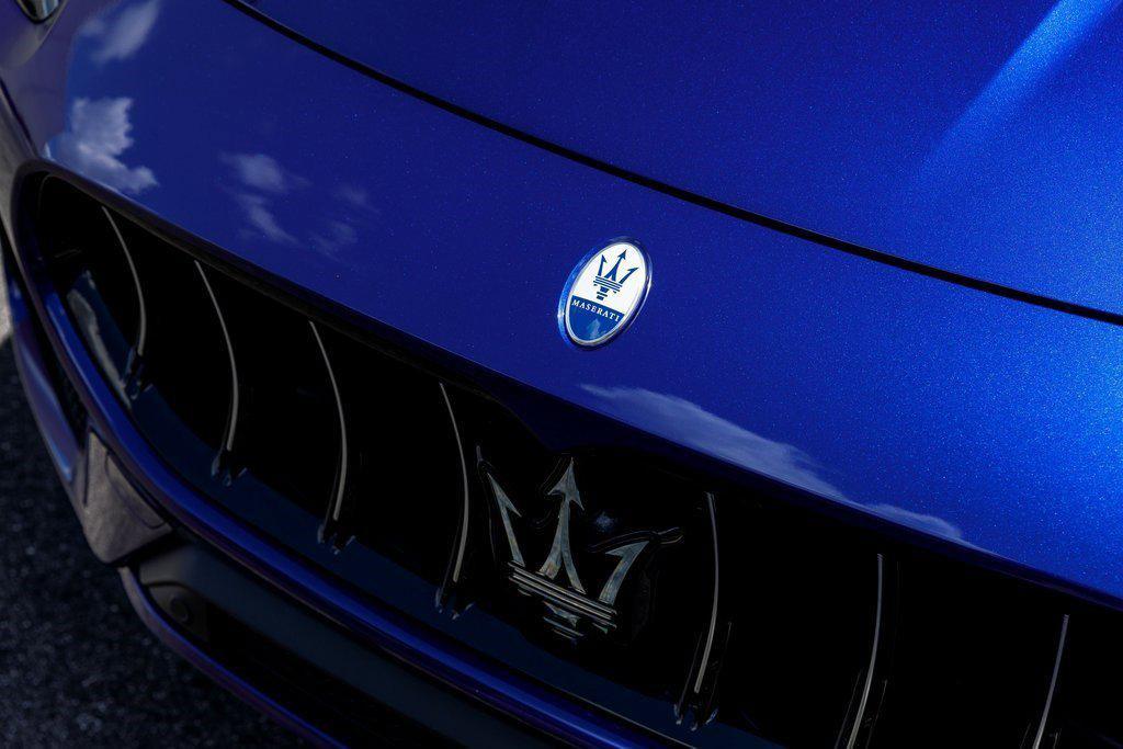 new 2025 Maserati Grecale car, priced at $77,900