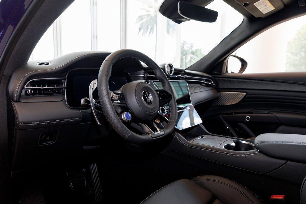 new 2025 Maserati Grecale car, priced at $77,900