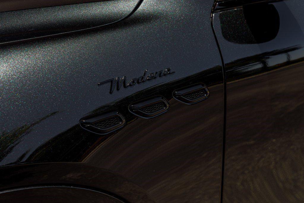 new 2025 Maserati Grecale car, priced at $75,150