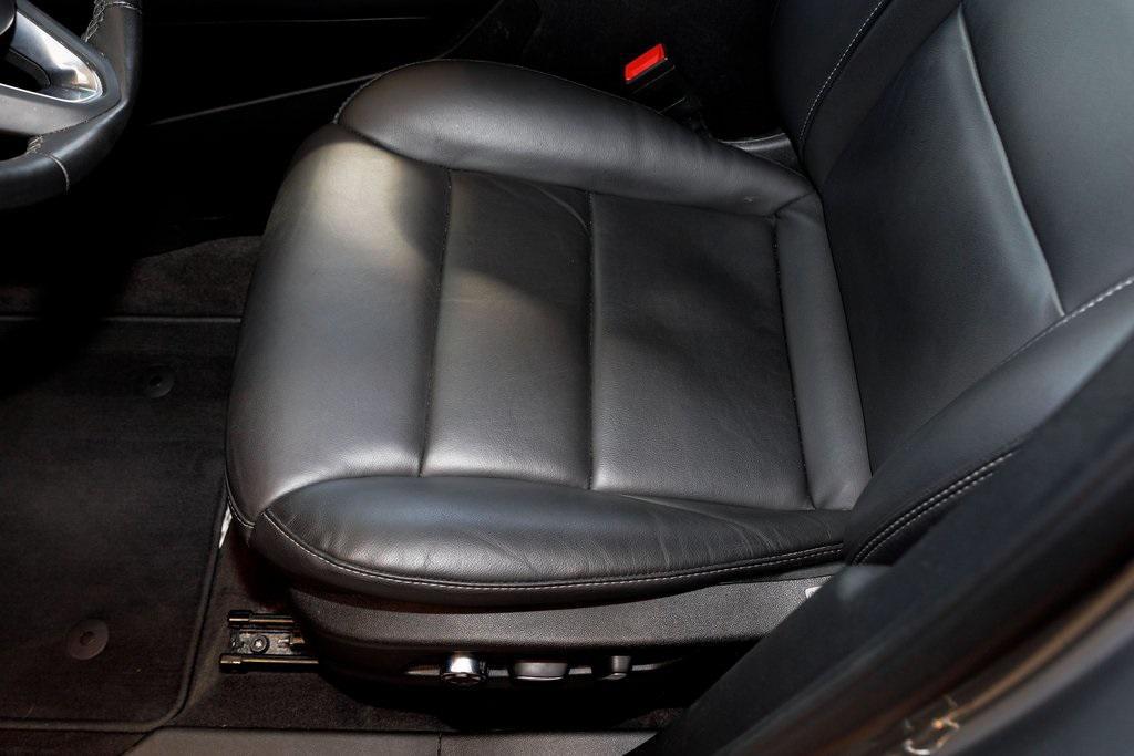 used 2025 Cadillac XT4 car, priced at $37,495
