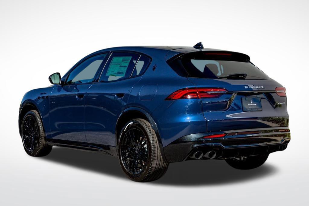 new 2025 Maserati Grecale car, priced at $76,155