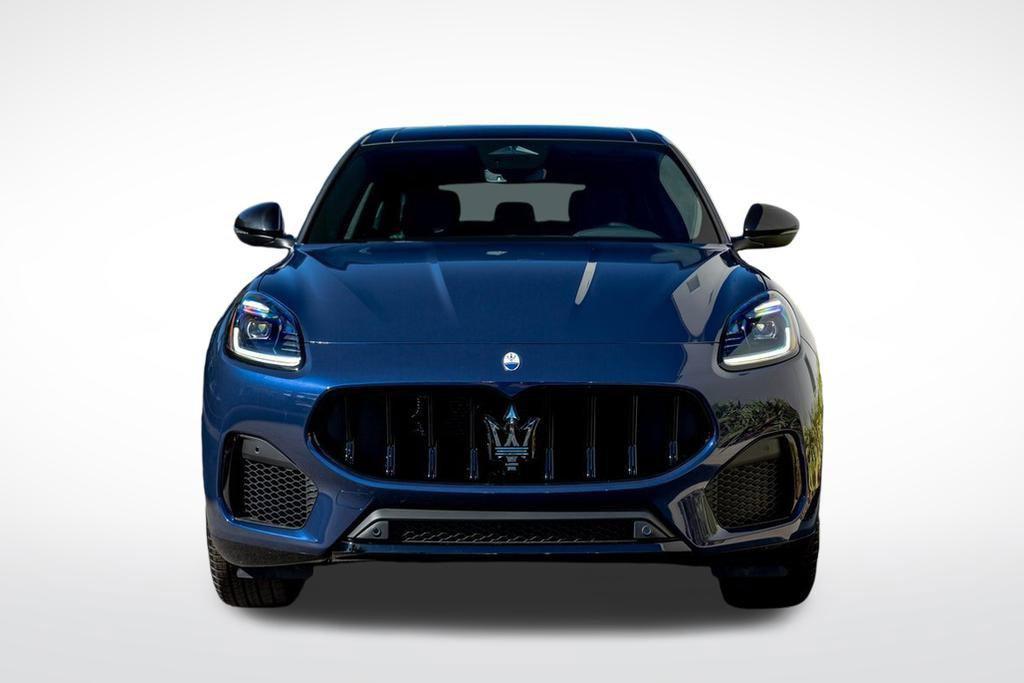 new 2025 Maserati Grecale car, priced at $76,155