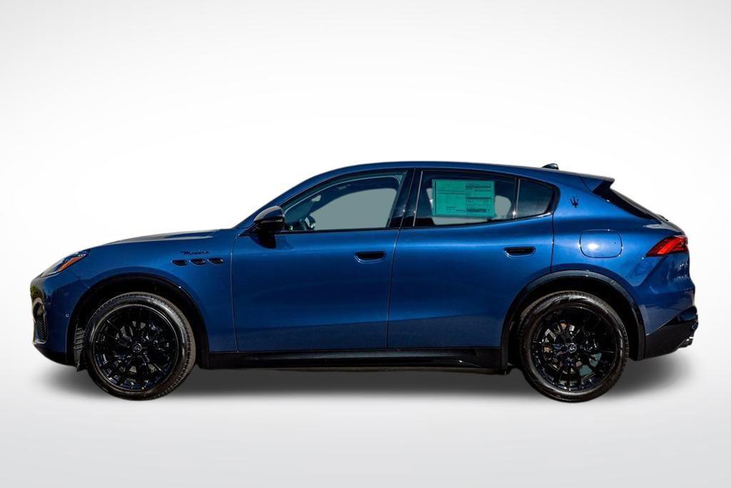 new 2025 Maserati Grecale car, priced at $76,155