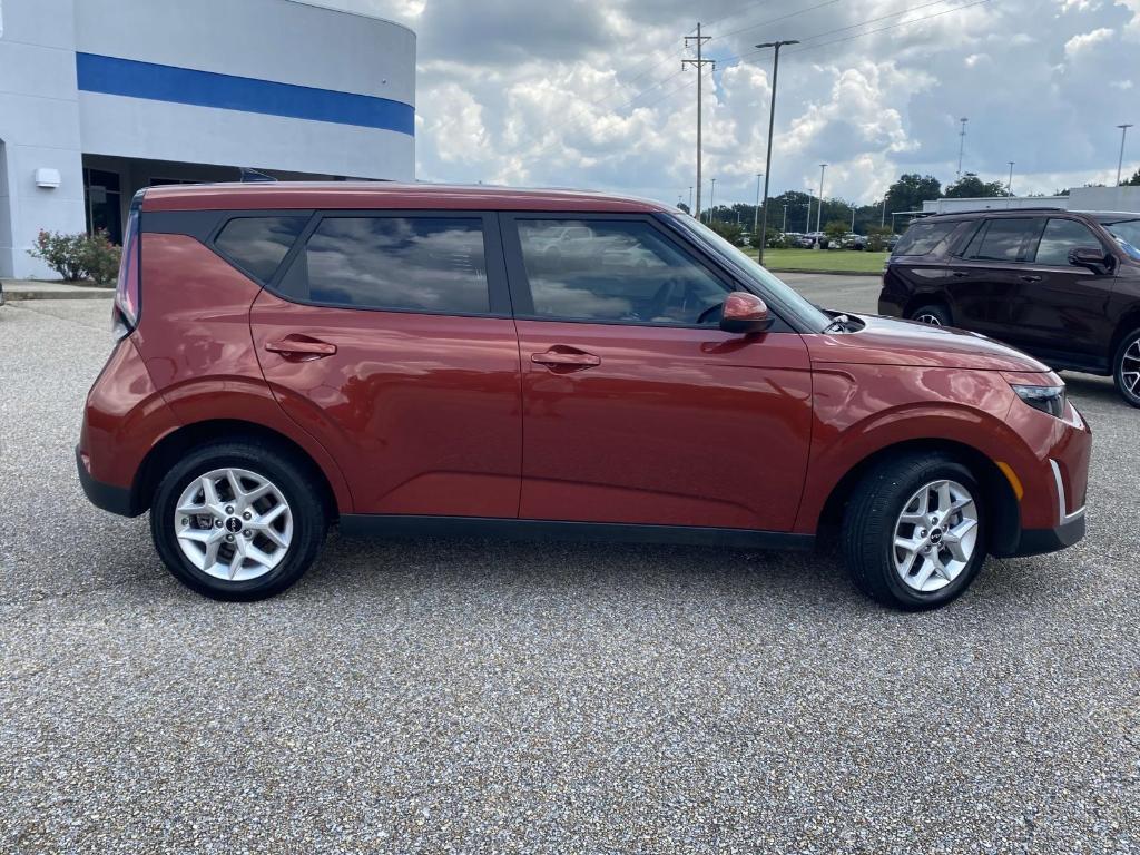 used 2023 Kia Soul car, priced at $15,998