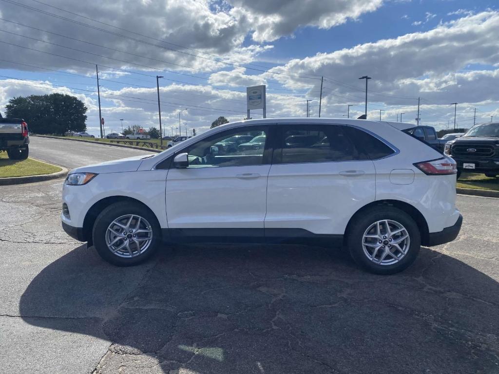 used 2024 Ford Edge car, priced at $35,264