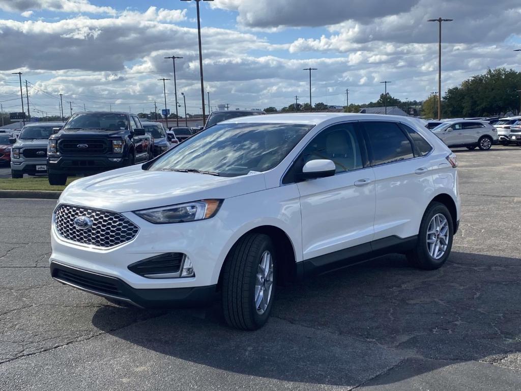 used 2024 Ford Edge car, priced at $35,264