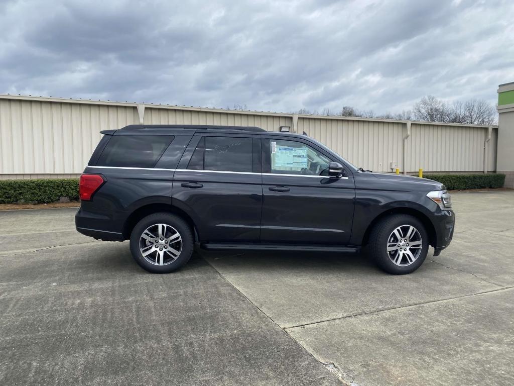 used 2024 Ford Expedition car, priced at $60,225