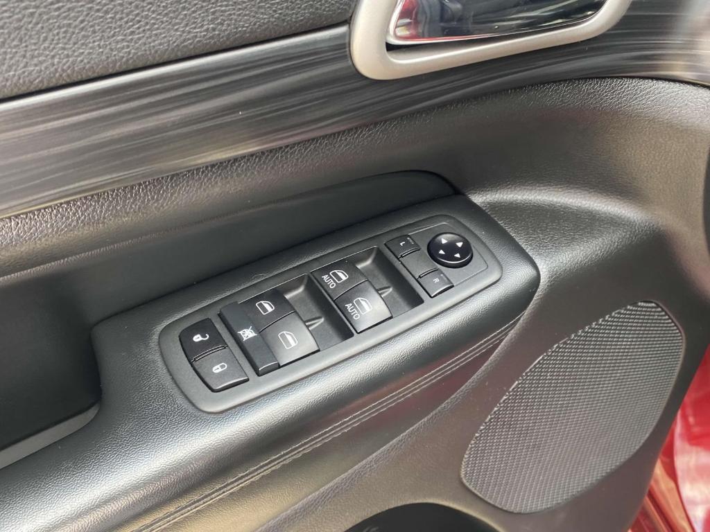 used 2020 Jeep Grand Cherokee car, priced at $25,398