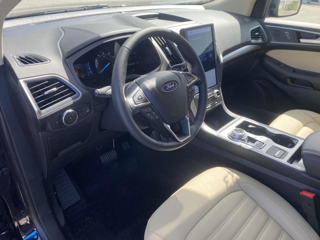 used 2024 Ford Edge car, priced at $35,050