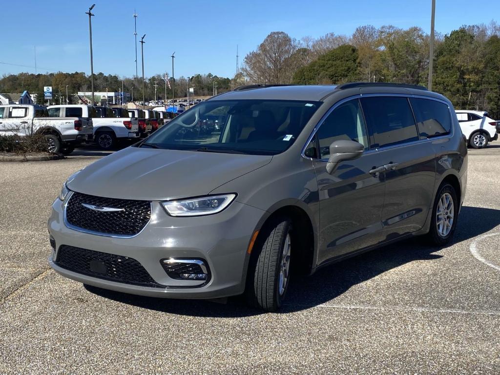 used 2022 Chrysler Pacifica car, priced at $20,996