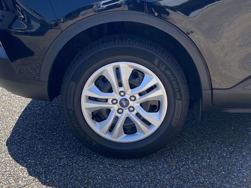 used 2020 Ford Escape car, priced at $13,998