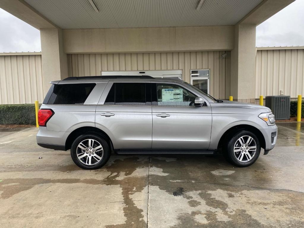 used 2024 Ford Expedition car, priced at $59,799