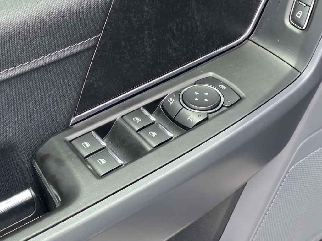 used 2022 Ford F-150 car, priced at $39,998