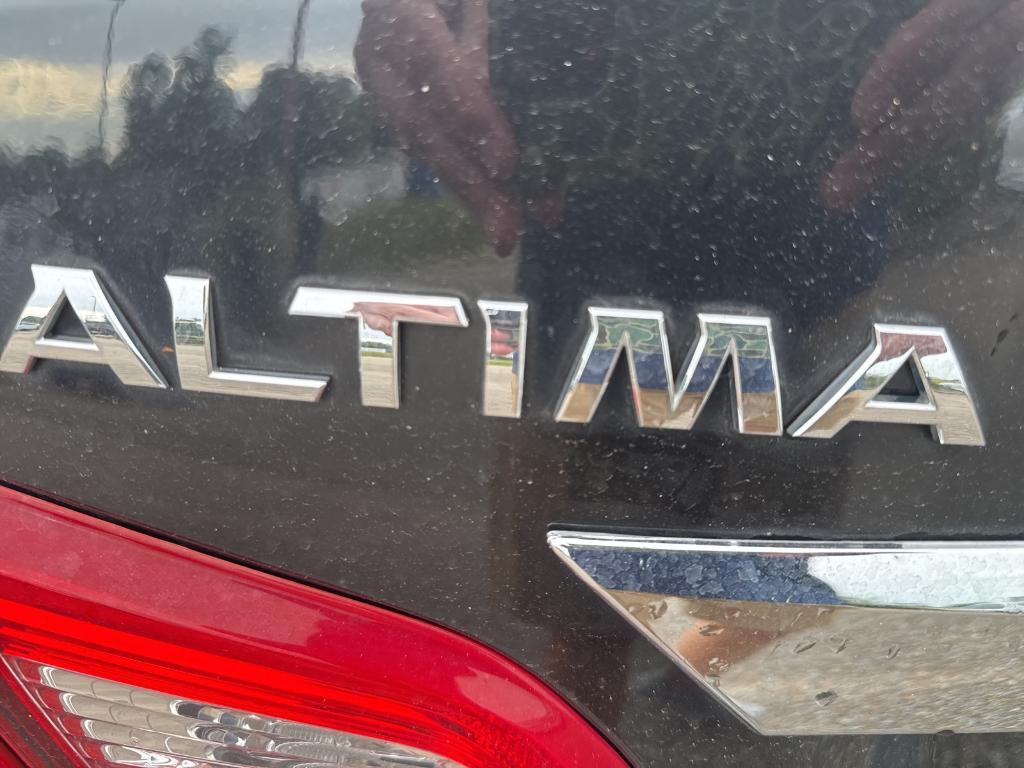 used 2017 Nissan Altima car, priced at $9,998