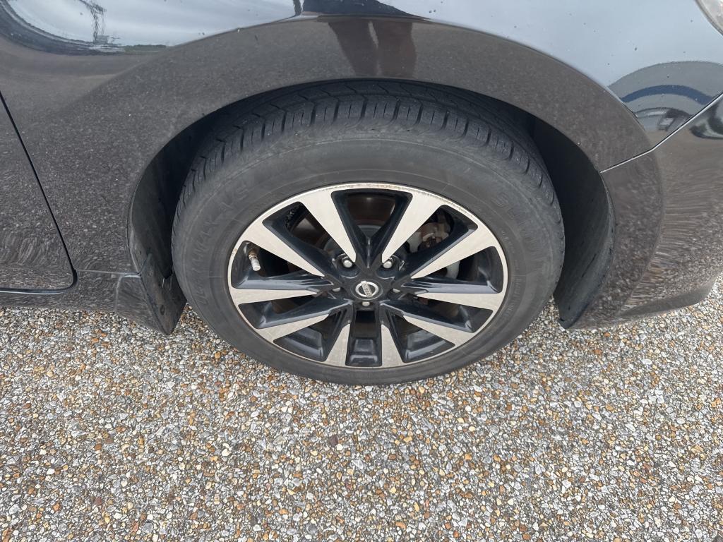 used 2017 Nissan Altima car, priced at $9,998