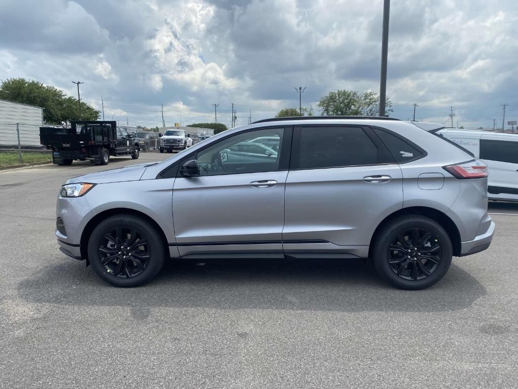 used 2024 Ford Edge car, priced at $34,282