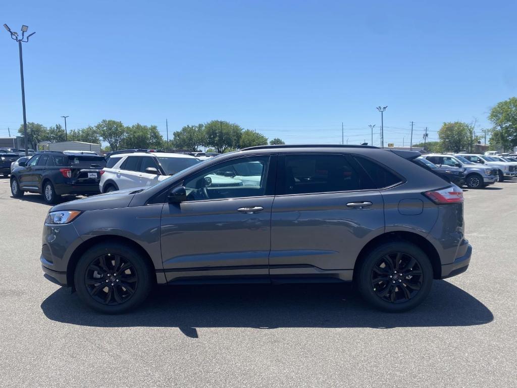 used 2024 Ford Edge car, priced at $35,032