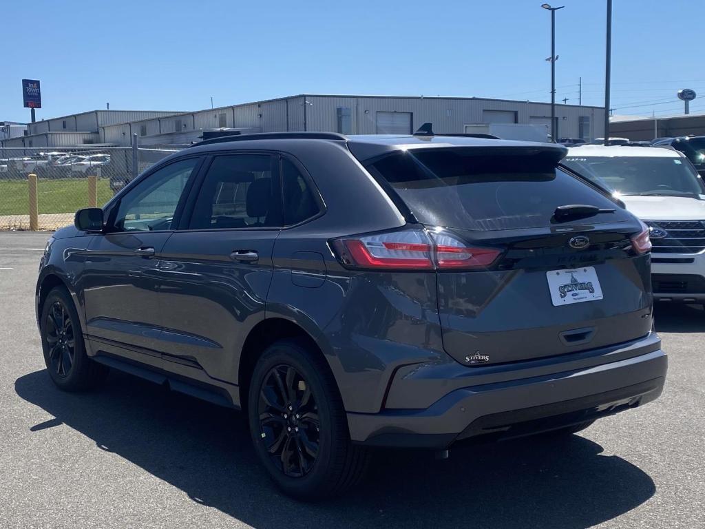 used 2024 Ford Edge car, priced at $35,032