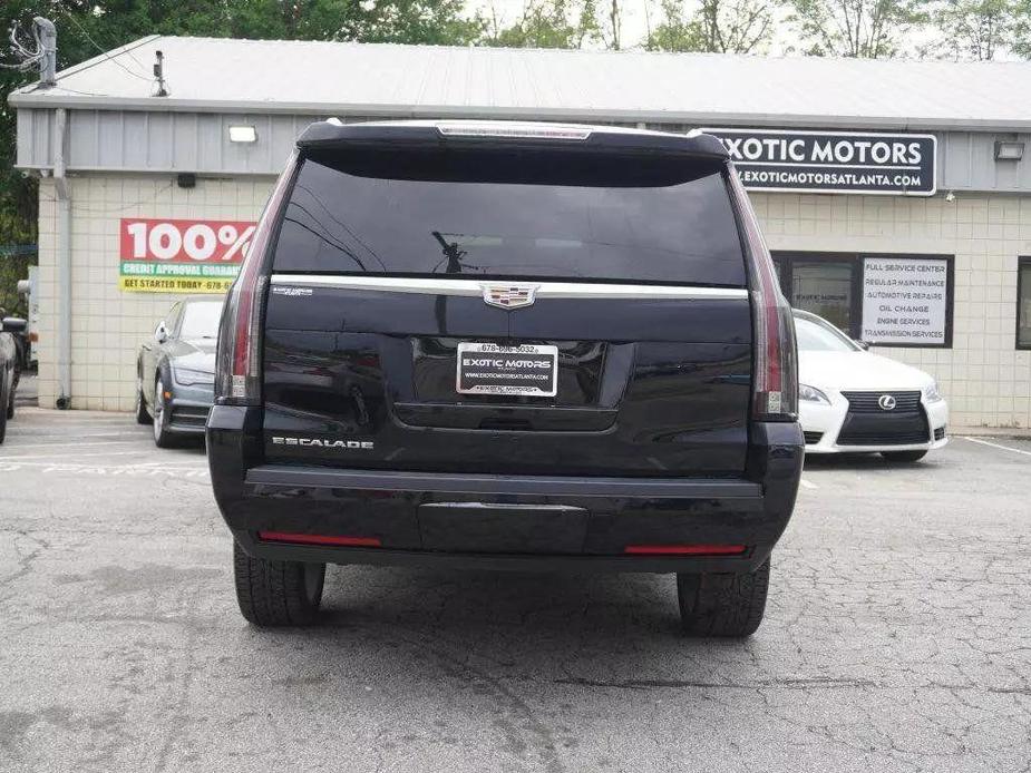 used 2018 Cadillac Escalade ESV car, priced at $28,900