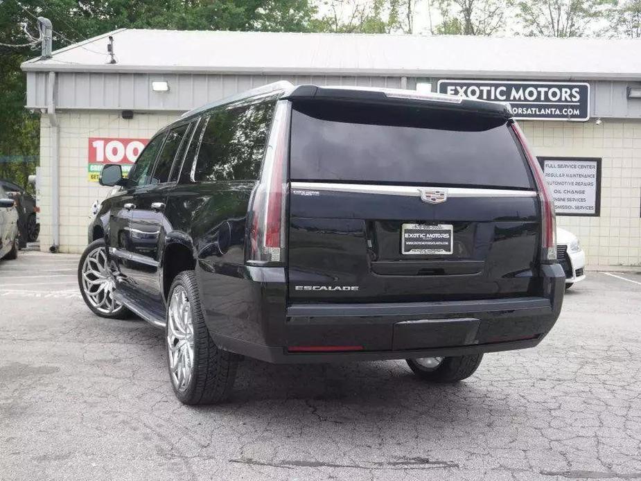 used 2018 Cadillac Escalade ESV car, priced at $28,900